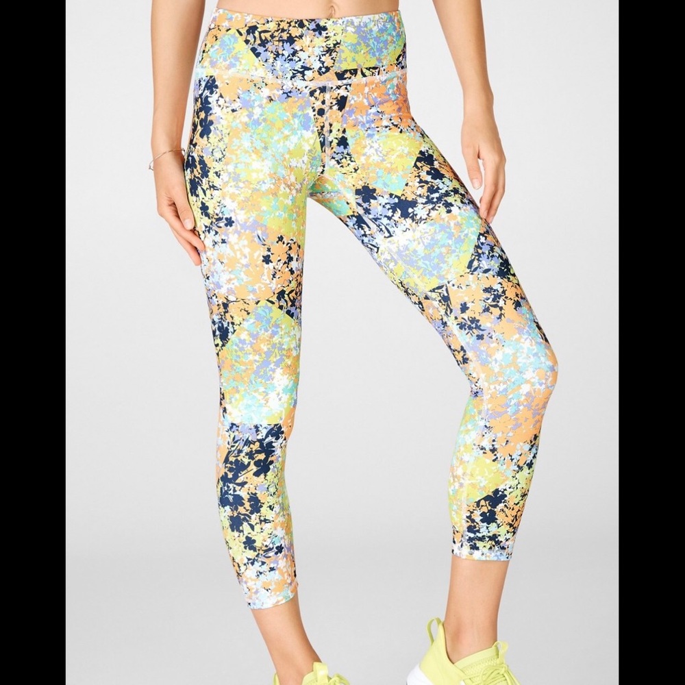 Powerhold by Fabletics crop flower botanical prints meridian leggings Me…
